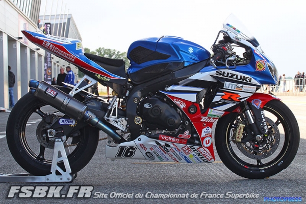 NOGARO FSBK 2014 
2 Ã¨me manche du Championnat de France Superbike
24 & 25 Mai 2014
Â© PHOTOPRESS
Tel: 04 93 37 95 96
info@photopress.fr