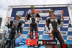 Podium SP300 Course 2.
CAROLE FSBK 2022.
6 ème manche Championnat de France
Superbike.
20 & 21Aout 2022.
© PHOTOPRESS.
Tel: 06 08 07 57 80.
info@photopress.fr