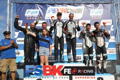 Podium side-car Course 1..
CAROLE FSBK 2022.
6 ème manche Championnat de France
Superbike.
20 & 21Aout 2022.
© PHOTOPRESS.
Tel: 06 08 07 57 80.
info@photopress.fr