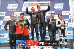 Podium side-car Course 2.
CAROLE FSBK 2022.
6 ème manche Championnat de France
Superbike.
20 & 21Aout 2022.
© PHOTOPRESS.
Tel: 06 08 07 57 80.
info@photopress.fr