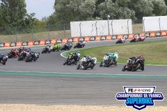 Départ Supersport 300 course 2.
MAGNY-COURS FSBK 2023.
Quatrième manche Championnat de France Superbike.
1 / 2 Juillet 2023.
© PHOTOPRESS.
Tel: 06 08 07 57 80.
info@photopress.fr