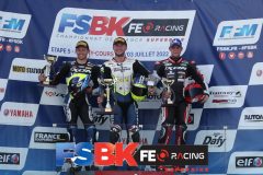 Podium SB course 2.
MAGNY-COURS FSBK 2022.
5 ème manche Championnat de France Superbike.
2 & 3 Juillet 2022.
© PHOTOPRESS.
Tel: 06 08 07 57 80.
info@photopress.fr