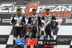 Podium EB Course 2.
PAU-ARNOS FSBK 2022.
4 ème manche Championnat de France Superbike
18 & 19 Juin 2022
© PHOTOPRESS
Tel: 06 08 07 57 80
info@photopress.fr