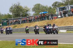 Depart SP300 Course.
PAU-ARNOS FSBK 2022.
4 ème manche Championnat de France Superbike
18 & 19 Juin 2022
© PHOTOPRESS
Tel: 06 08 07 57 80
info@photopress.fr