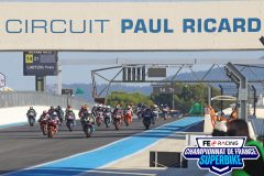 Départ superbe course 2.
PAUL RICARD 2023.
Septième manche / Finale Championnat de France Superbike.
29 Septembre / 1 Octobre 2023.
© PHOTOPRESS.
Tel: 06 08 07 57 80.
info@photopress.fr